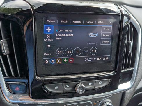 Used 2023 Chevrolet Traverse LT AWD/4WD image 31