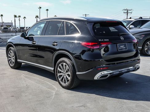 Used 2023 Mercedes-Benz GLC 300 image 6