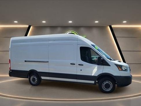 Used 2018 Ford Transit 250 148 High Roof Extended RWD image 1