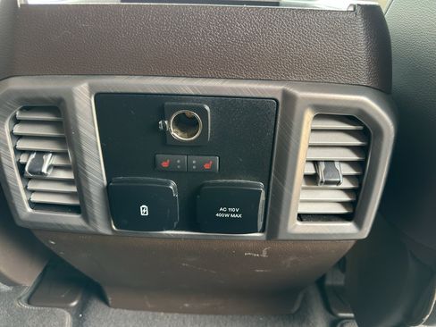 Used 2019 Ford F450 Limited AWD/4WD image 17