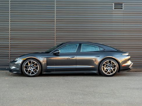 Used 2025 Porsche Taycan 4S image 2