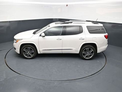 Used 2019 GMC Acadia Denali w/ Technology Package AWD/4WD image 32