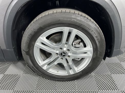 Certified 2023 Mercedes-Benz GLA 250 4MATIC w/ Premium Package image 33