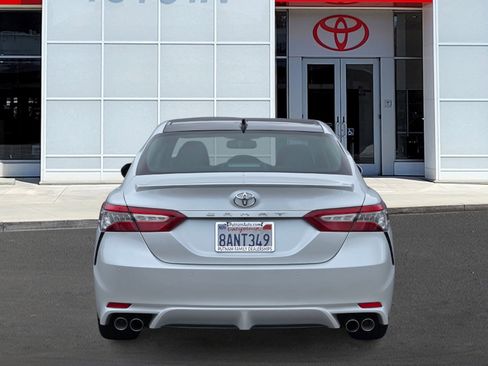 Used 2018 Toyota Camry XSE w/ Driver Assist Package FWD image 5