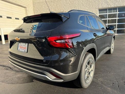 New 2026 Chevrolet Trax LT w/ Driver Confidence Package image 3