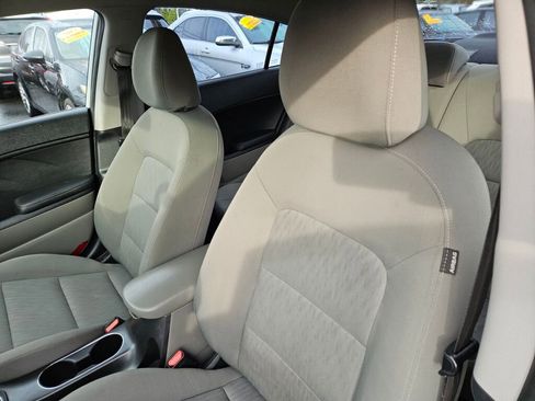 Used 2015 Kia Forte LX image 10