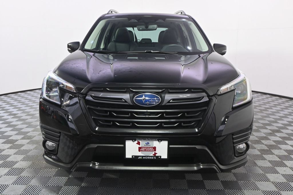 Used 2023 Subaru Forester Limited AWD/4WD image 10