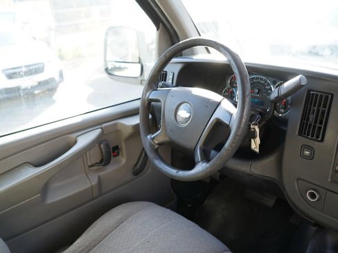 Used 2012 Chevrolet Express 3500 w/ Chrome Appearance Package RWD image 13
