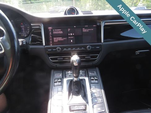 Used 2019 Porsche Macan AWD/4WD image 27