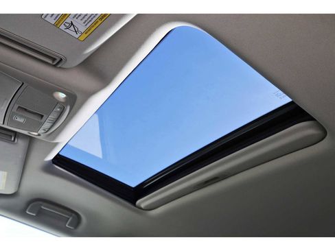 Used 2024 Nissan Armada Platinum w/ Cargo Package image 31