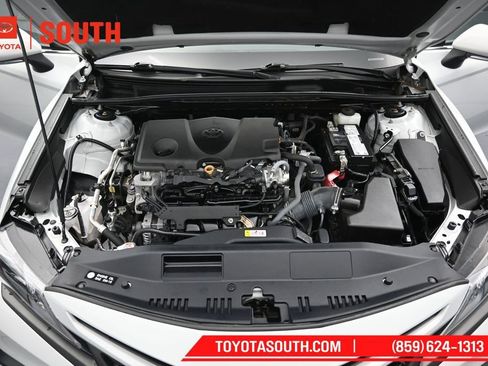 Used 2024 Toyota Camry SE FWD image 31