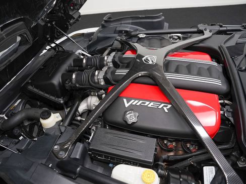 Used 2016 Dodge Viper ACR w/ Extreme Aero Package image 51