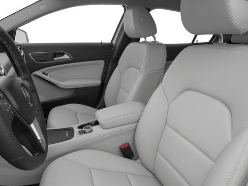 Used 2016 Mercedes-Benz GLA 250 4MATIC image 8
