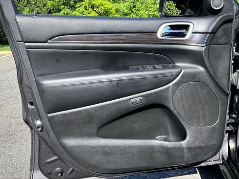 Certified 2016 Jeep Grand Cherokee High Altitude image 27