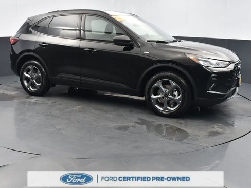 Certified 2025 Ford Escape ST-Line image 3