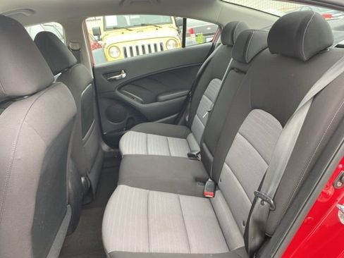 Used 2015 Kia Forte EX FWD image 19