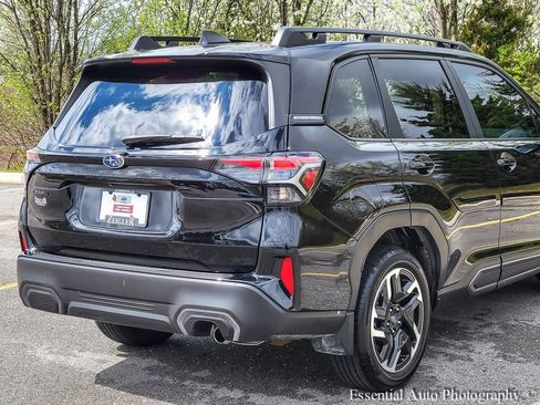 Certified 2025 Subaru Forester Limited AWD/4WD image 6