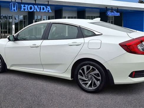 Used 2018 Honda Civic EX image 6