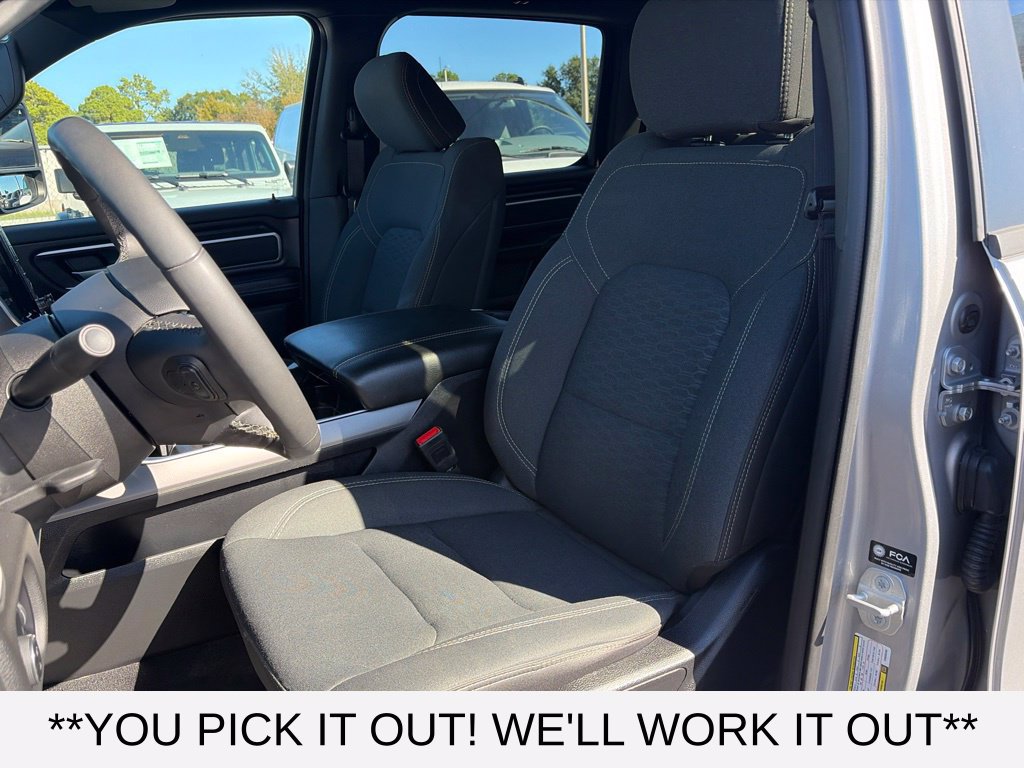 Used 2025 RAM 1500 Big Horn AWD/4WD image 10