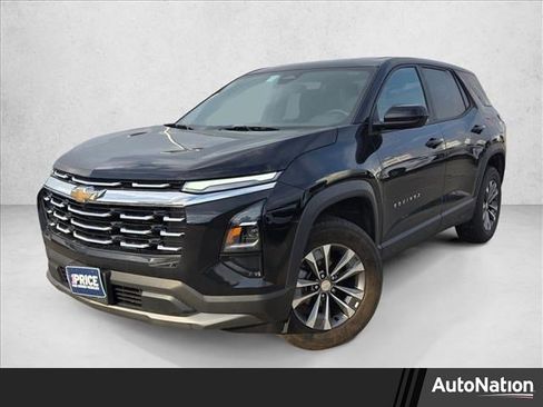 Used 2025 Chevrolet Equinox LT FWD image 1
