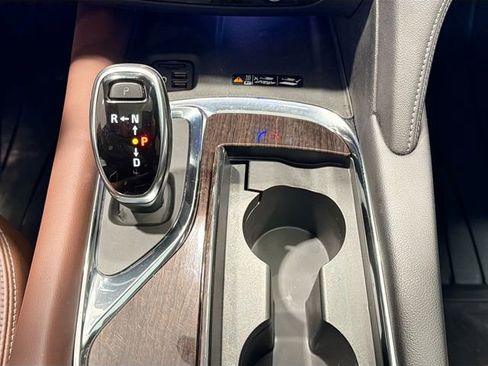 Certified 2020 Buick Enclave Avenir w/ Avenir Technology Package image 16