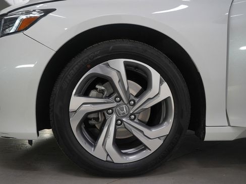 Used 2020 Honda Accord EX-L image 29