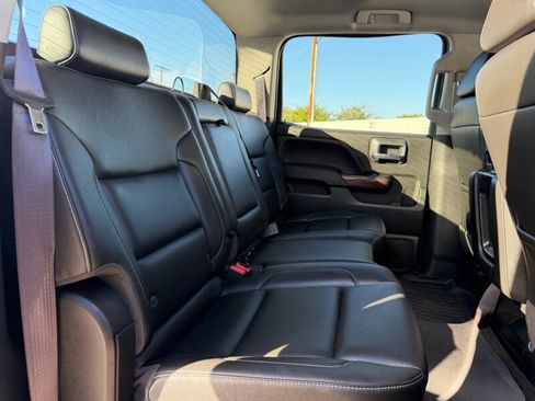 Used 2017 GMC Sierra 1500 SLT w/ Suspension Package, Off-Road AWD/4WD image 36
