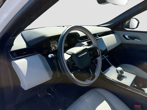 Used 2024 Land Rover Range Rover Velar Dynamic SE image 26