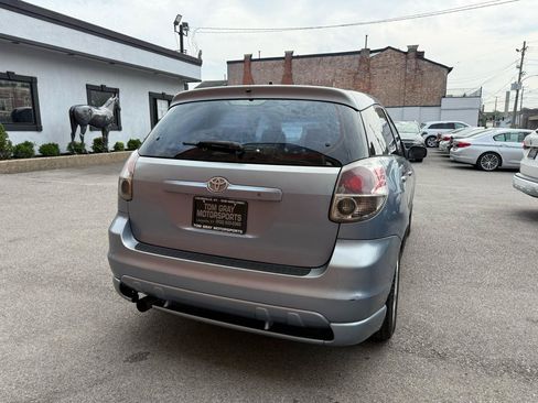 Used 2005 Toyota Matrix FWD image 3