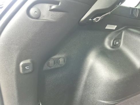 Used 2020 Jeep Cherokee Trailhawk w/ Comfort/Convenience Group AWD/4WD image 14