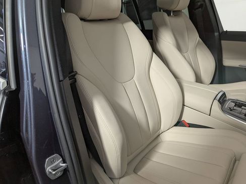 Used 2021 BMW X5 xDrive45e w/ Premium Package image 27