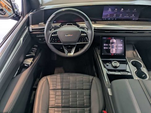 Certified 2026 Cadillac Escalade V w/ LPO, ONYX Package AWD/4WD image 17