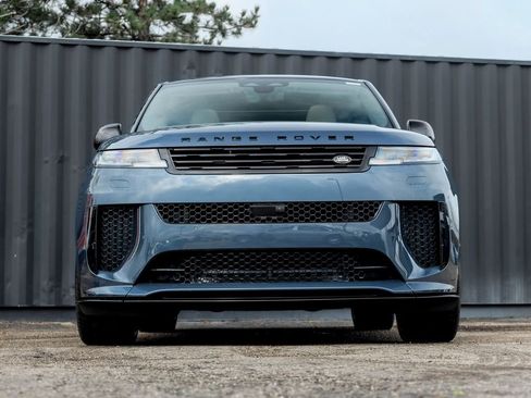 New 2026 Land Rover Range Rover Sport SV AWD/4WD image 5