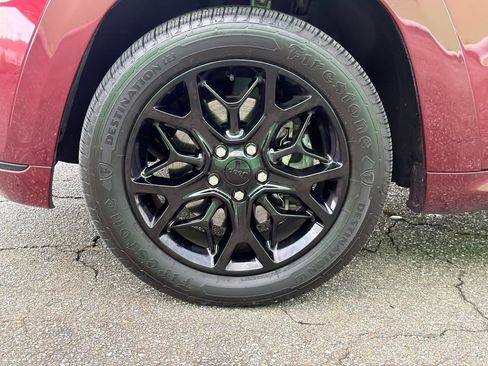 Used 2021 Jeep Grand Cherokee Limited X AWD/4WD image 9