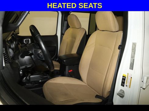 Used 2021 Jeep Wrangler Unlimited Sport AWD/4WD image 3