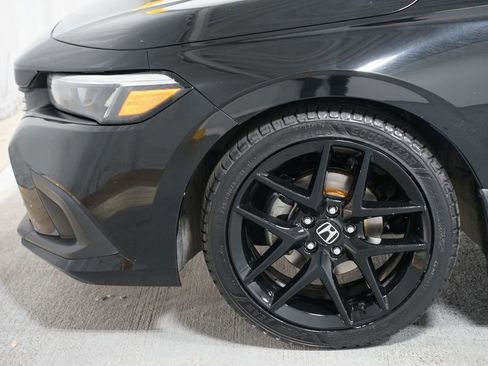 Used 2023 Honda Civic Sport image 5