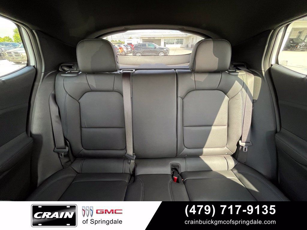 Used 2026 Buick Envista Sport Touring w/ Convenience I Package FWD image 28
