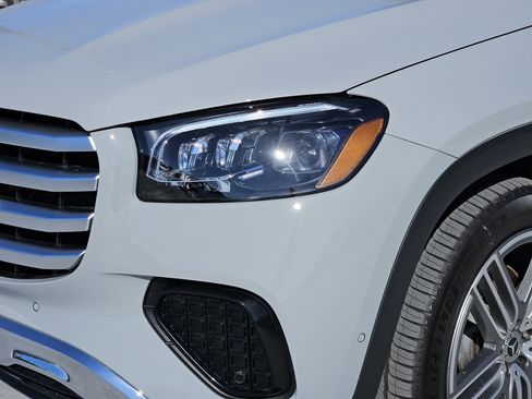 Certified 2025 Mercedes-Benz GLS 450 GLS 450 image 9