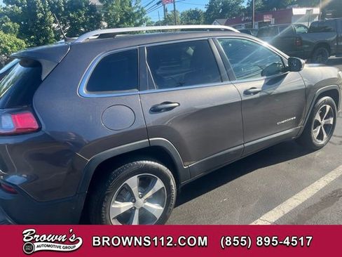 Used 2019 Jeep Cherokee Limited AWD/4WD image 1