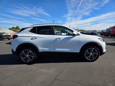 Certified 2023 Buick Encore GX Select image 6