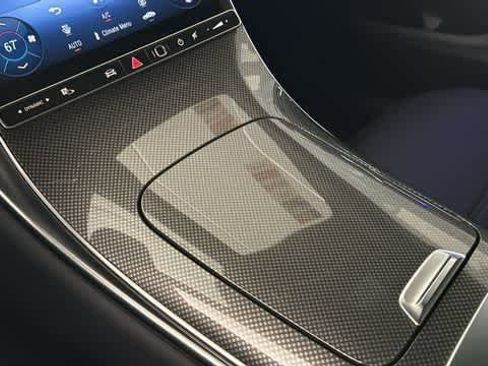 Used 2025 Mercedes-Benz GLC 300 4MATIC image 19