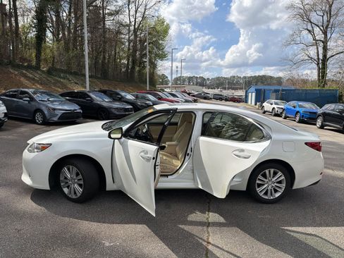 Used 2013 Lexus ES 350 w/ Premium Pkg image 17
