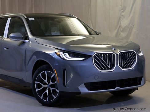 New 2026 BMW X3 xDrive30 w/ Convenience Package image 2