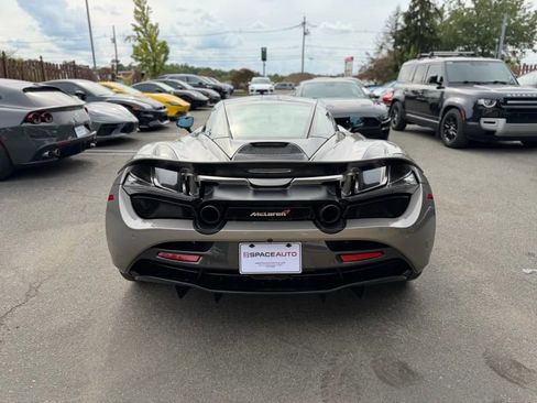 Used 2018 McLaren 720S image 11