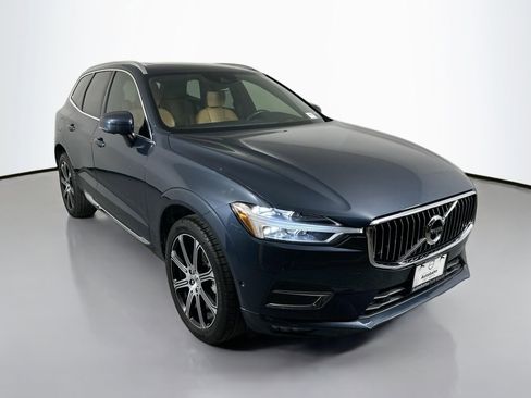 Used 2020 Volvo XC60 T5 Inscription image 3