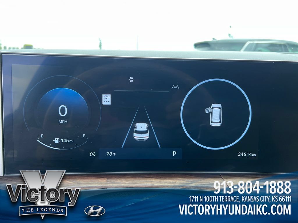 Used 2024 Hyundai Santa Fe Limited AWD/4WD image 15
