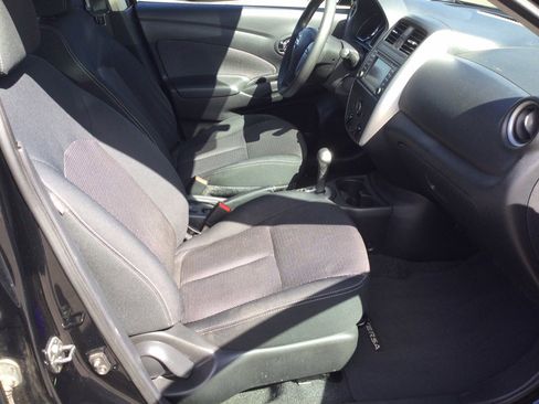 Used 2015 Nissan Versa w/ SL Tech Package FWD image 22