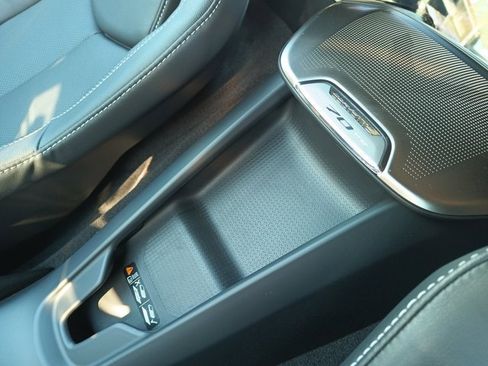 Used 2023 Chevrolet Corvette Stingray Preferred Cpe w/ Z51 Performance Package image 16