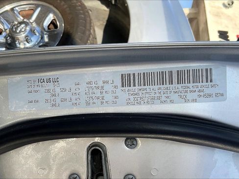 Used 2015 RAM 2500 SLT image 32