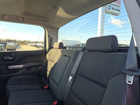 Used 2018 Chevrolet Silverado 1500 LT w/ All Star Edition image 43